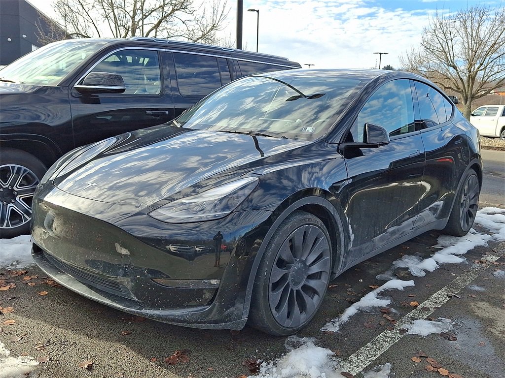 Used 2022 Tesla Model Y Performance image 3