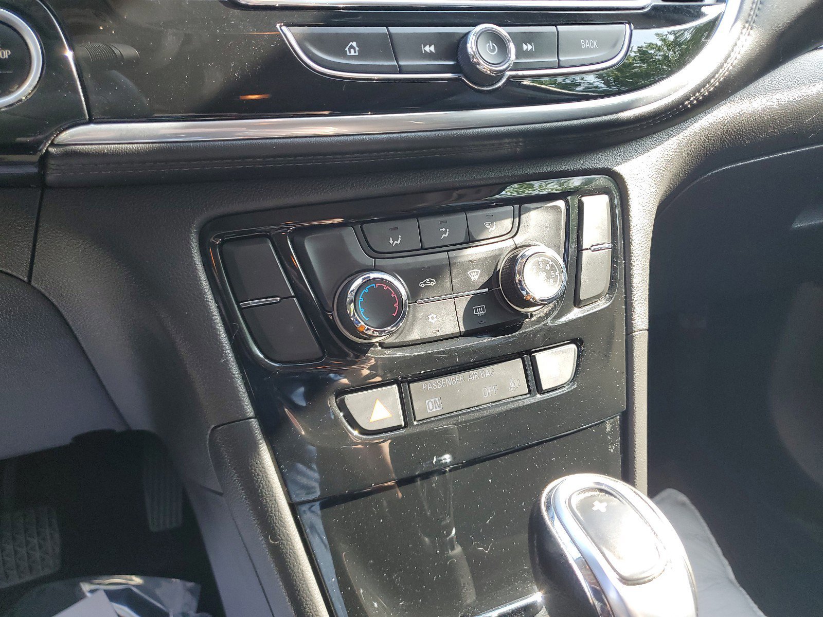 Used 2019 Buick Encore Preferred w/ Safety Package AWD/4WD image 19