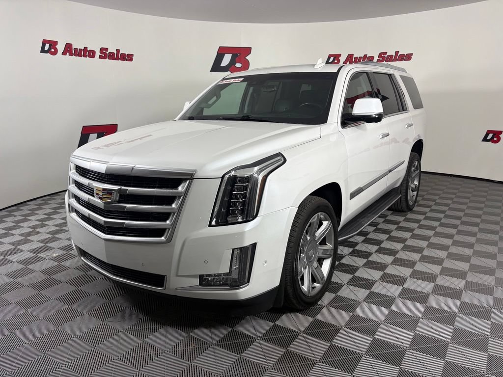 Used 2019 Cadillac Escalade Luxury AWD/4WD image 1