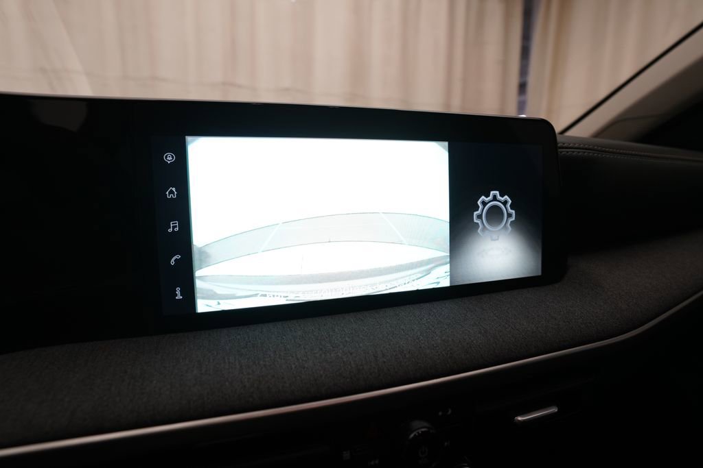 Certified 2025 Nissan Kicks SV image 19