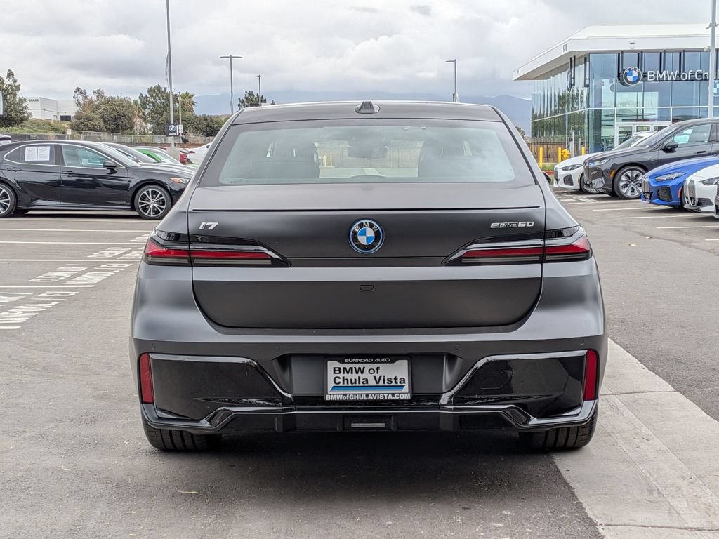 New 2026 BMW i7 eDrive50 w/ Executive Package RWD image 7