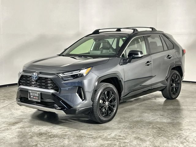 Used 2023 Toyota RAV4 XSE AWD/4WD image 4