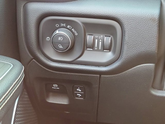Used 2022 RAM 1500 Laramie image 23
