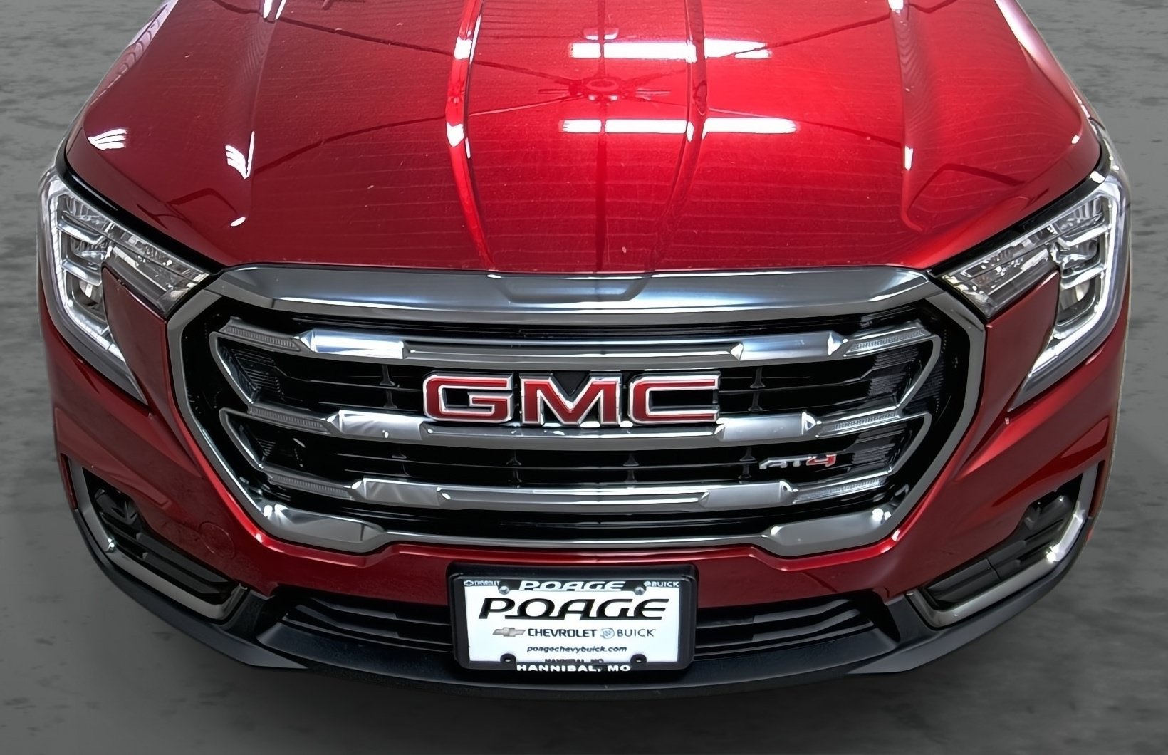Used 2024 GMC Terrain AT4 AWD/4WD image 16