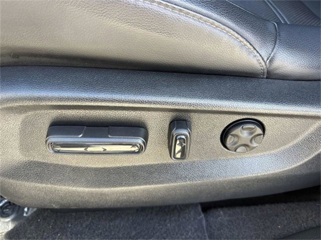 Used 2020 Honda CR-V Touring image 26