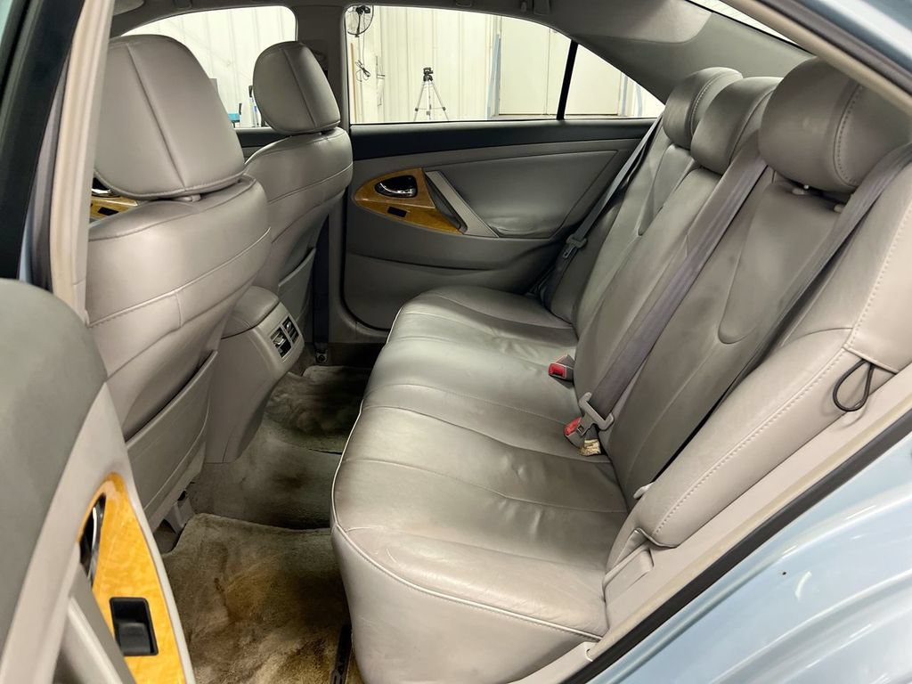Used 2007 Toyota Camry LE FWD image 22