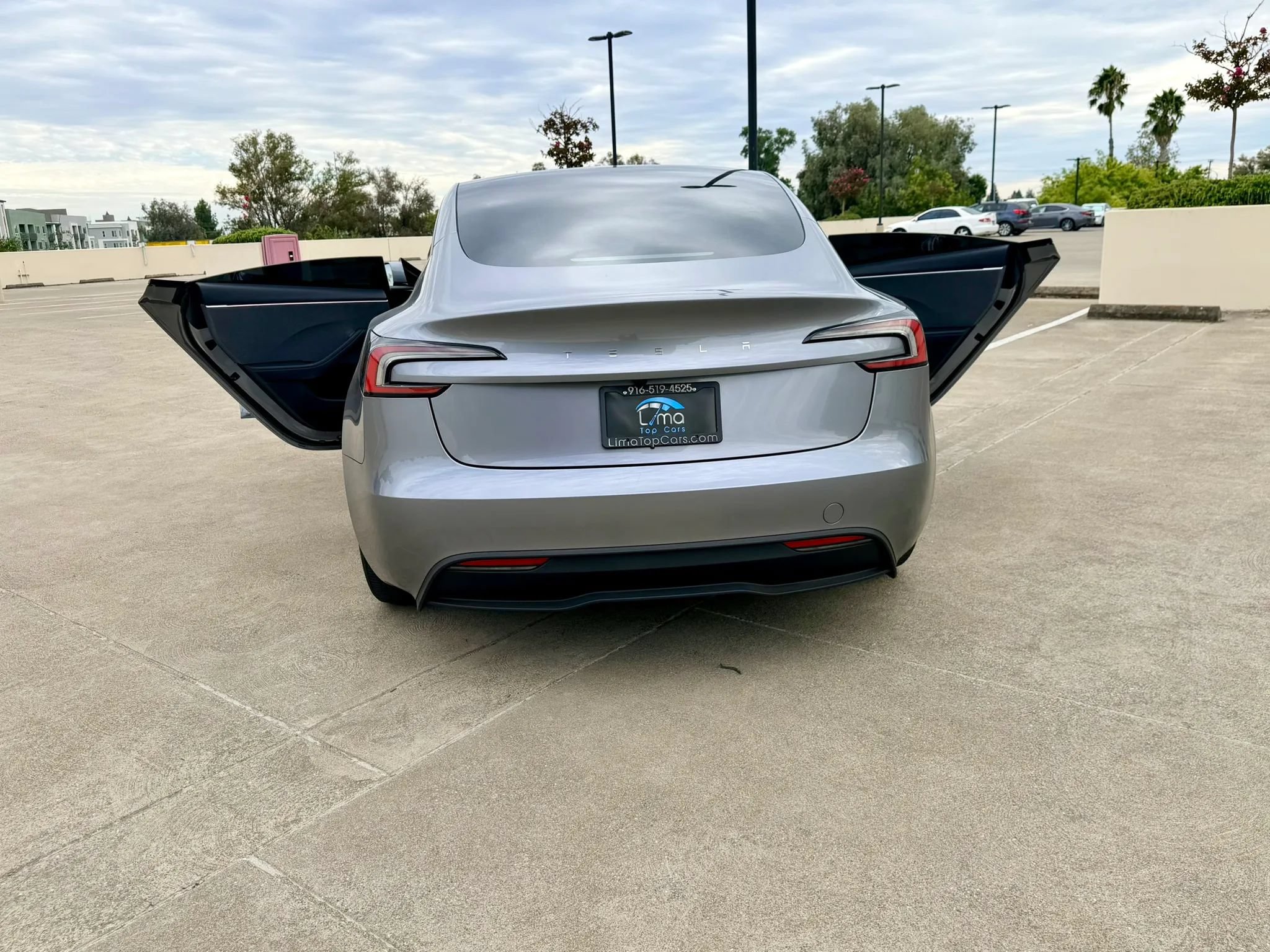 Used 2025 Tesla Model 3 Long Range RWD image 49