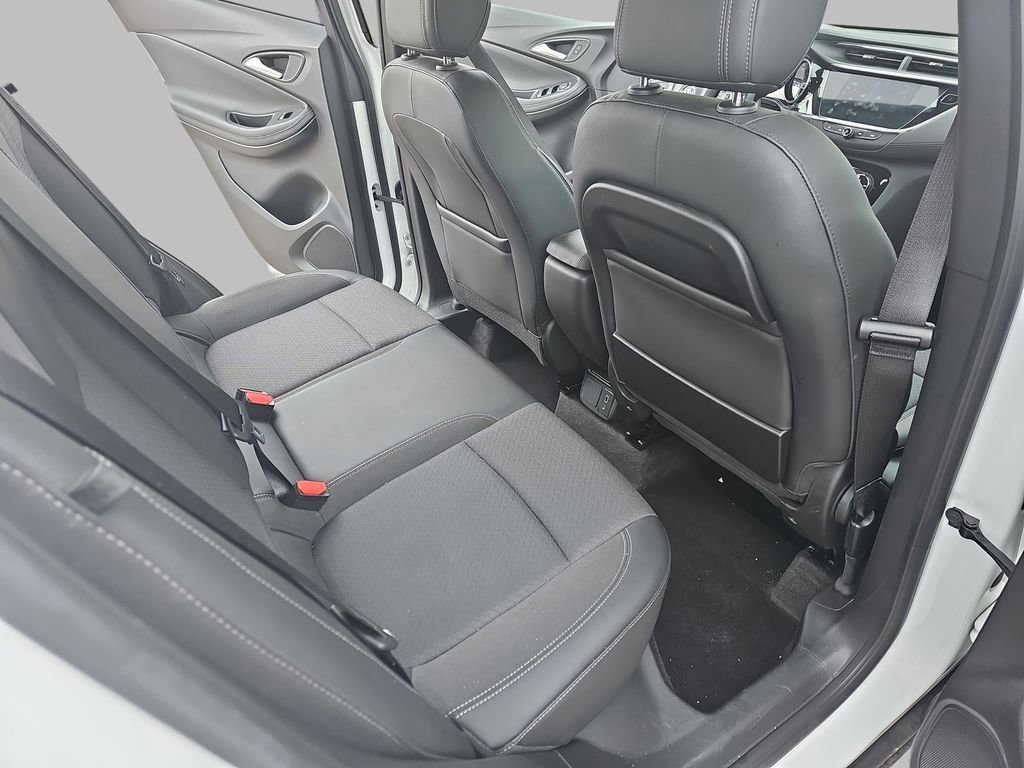 Certified 2023 Buick Encore GX Preferred w/ Cold Weather Comfort Package FWD image 14