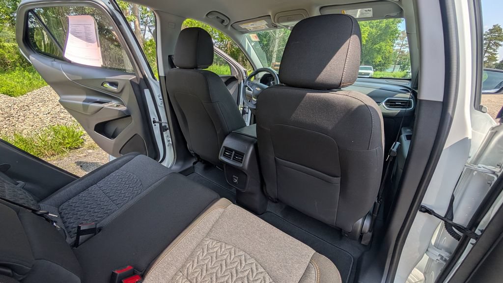Used 2024 Chevrolet Equinox LT AWD/4WD image 15