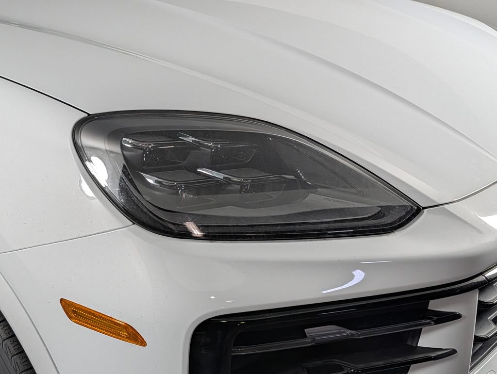 New 2026 Porsche Cayenne S AWD/4WD image 15