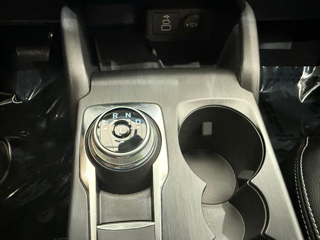 New 2025 Ford Escape SE w/ PHEV Premium Package image 40