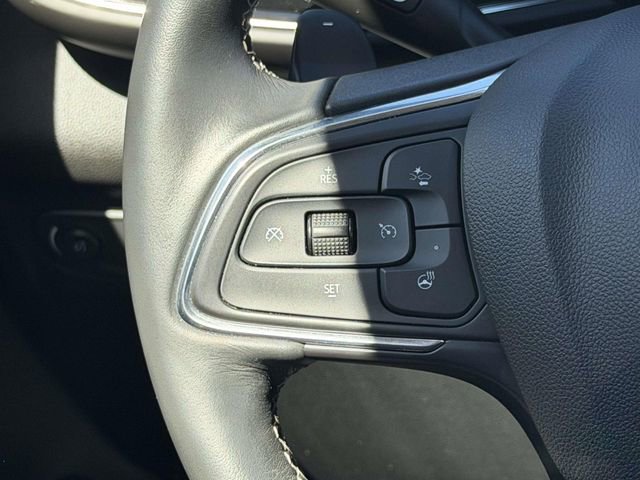 Used 2023 Buick Envision Avenir image 16