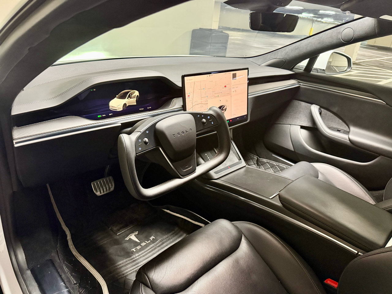 Used 2021 Tesla Model S Plaid image 15