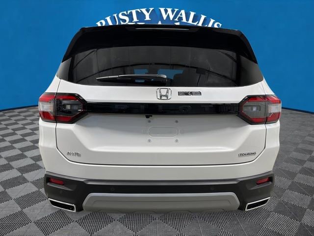 New 2025 Honda Pilot Touring image 4