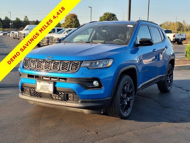 New 2026 Jeep Compass Latitude image 23