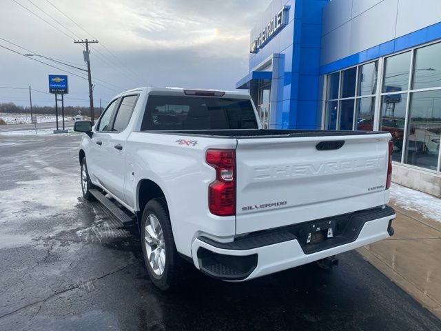 Used 2023 Chevrolet Silverado 1500 Custom image 3