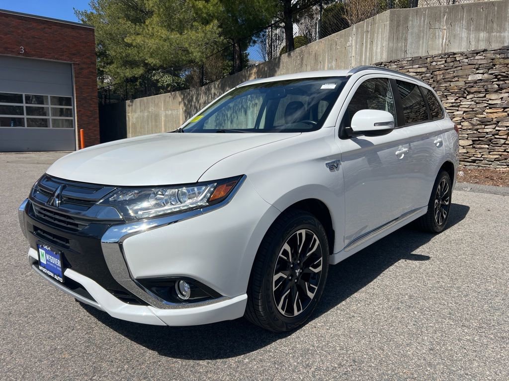 Used 2018 Mitsubishi Outlander SEL AWD/4WD image 1
