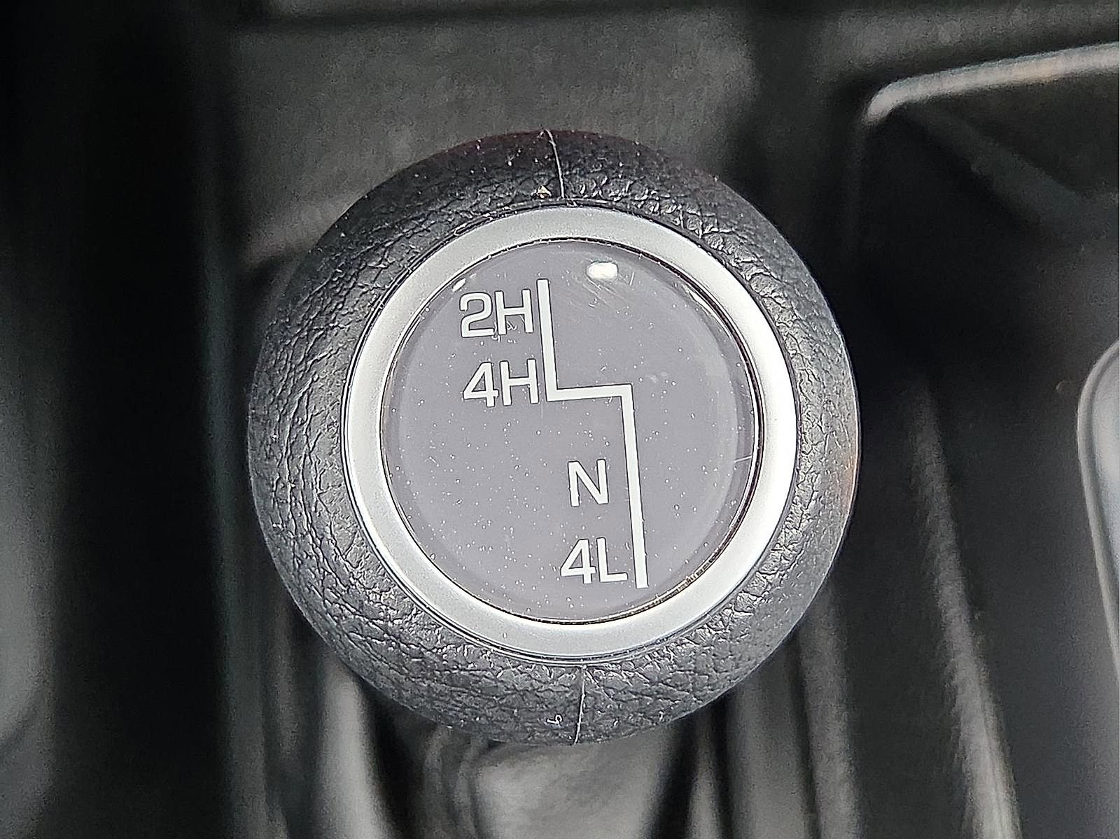 Used 2025 Jeep Wrangler Unlimited Sport AWD/4WD image 17