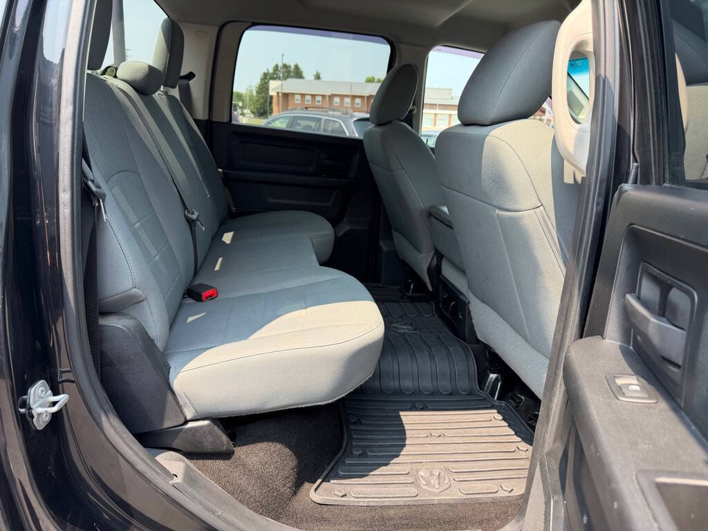 Used 2015 RAM 1500 Express AWD/4WD image 15