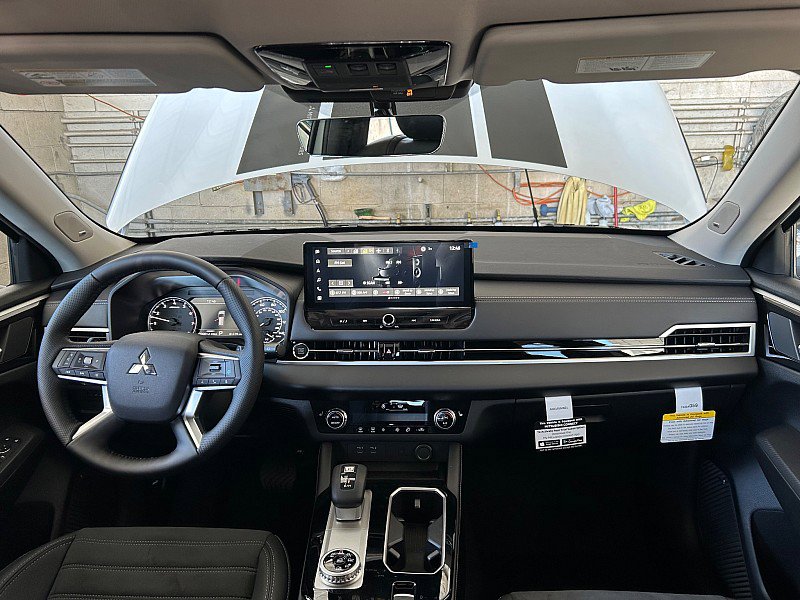 New 2026 Mitsubishi Outlander Trail Edition S-AWC image 24
