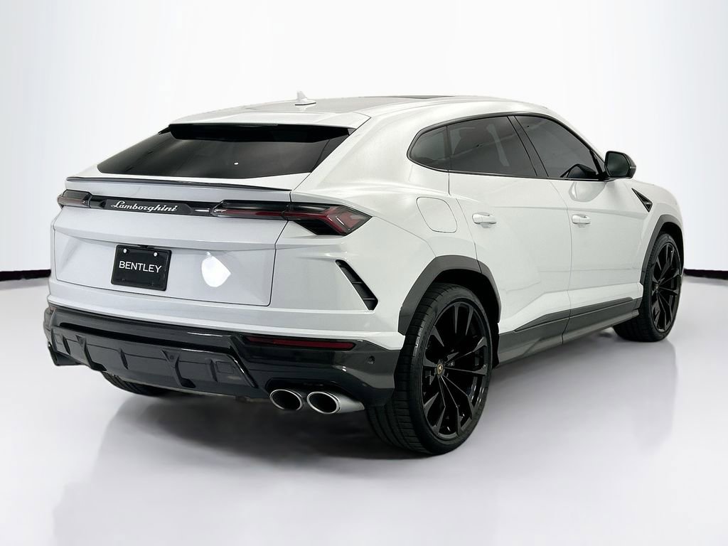 Used 2020 Lamborghini Urus AWD/4WD image 5