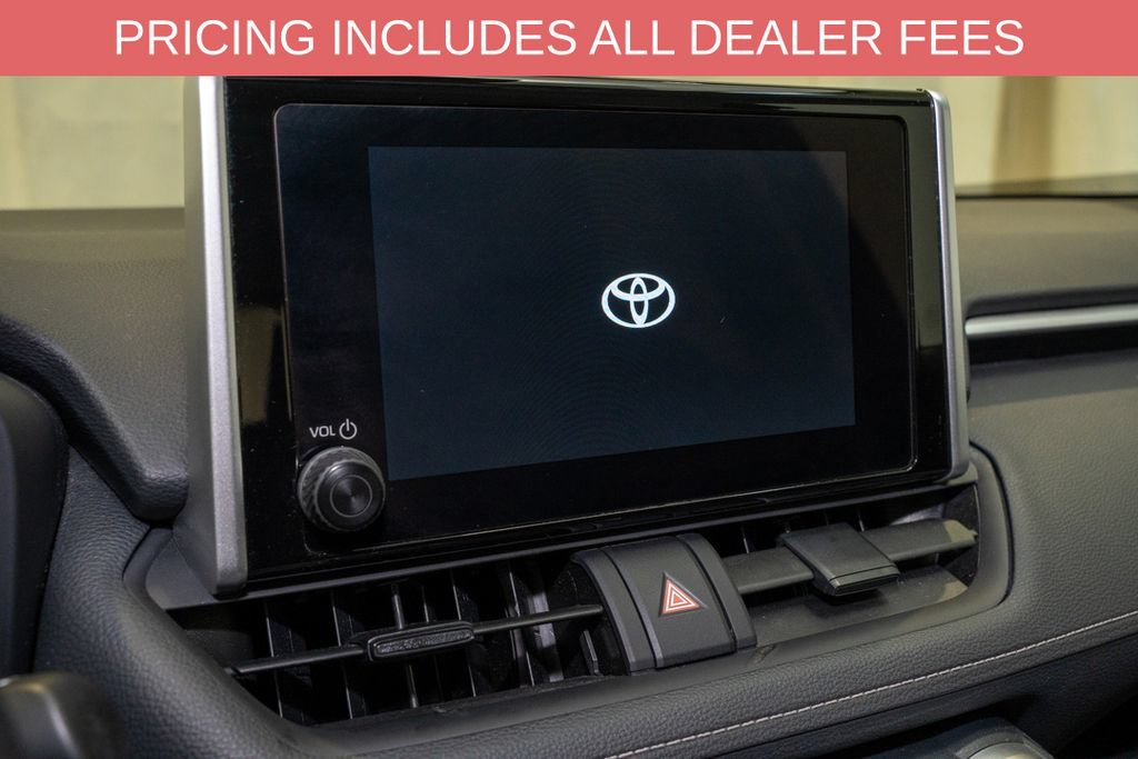 Used 2024 Toyota RAV4 XLE FWD image 12