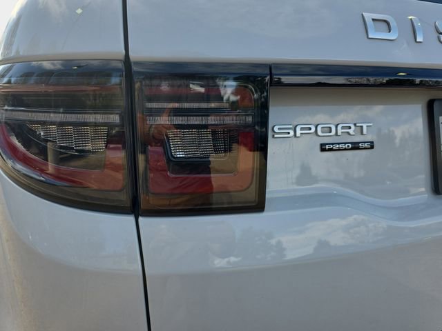 Used 2020 Land Rover Discovery Sport SE AWD/4WD image 37
