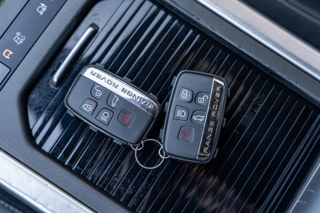 Used 2017 Land Rover Range Rover Evoque HSE image 30