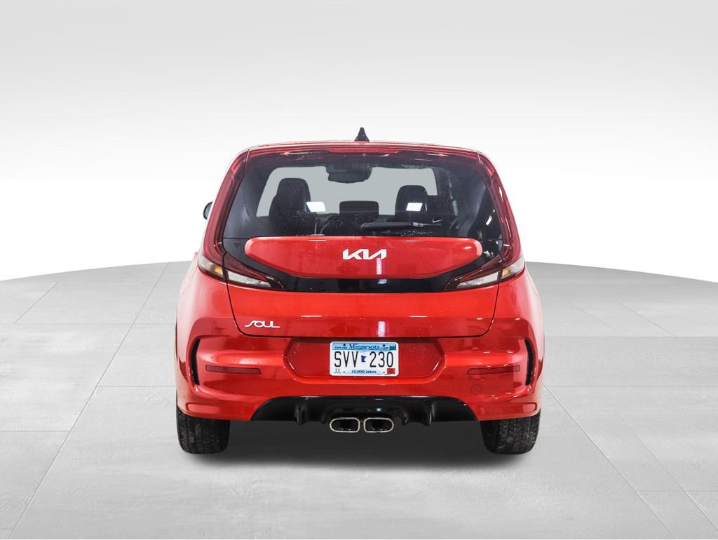 Used 2022 Kia Soul Turbo image 4