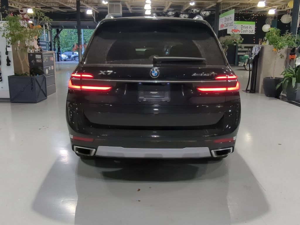 Certified 2024 BMW X7 xDrive40i w/ Premium Package AWD/4WD image 9