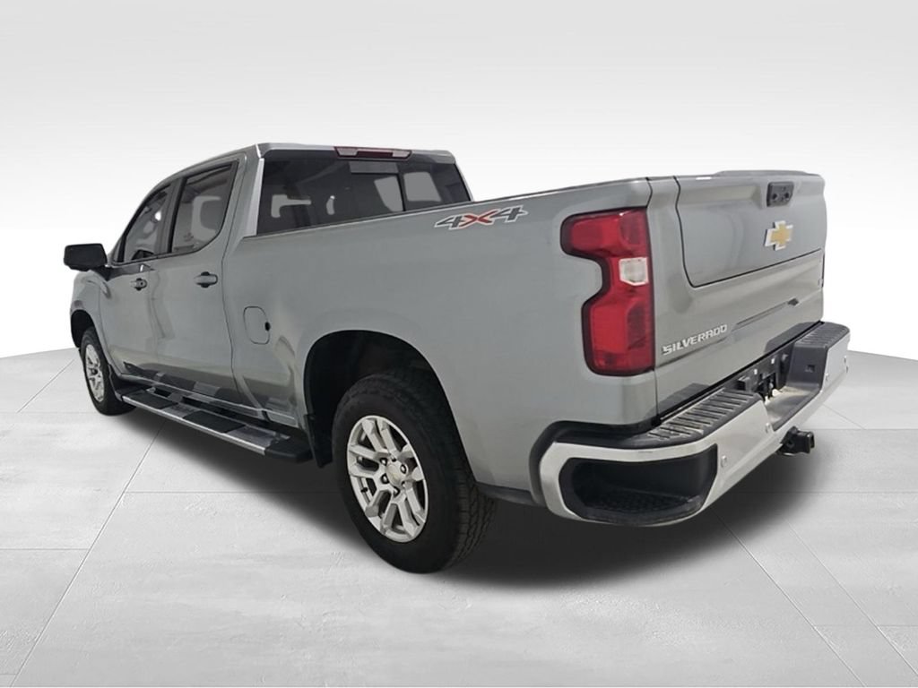 Used 2023 Chevrolet Silverado 1500 LT w/ Max Trailering Package AWD/4WD image 4