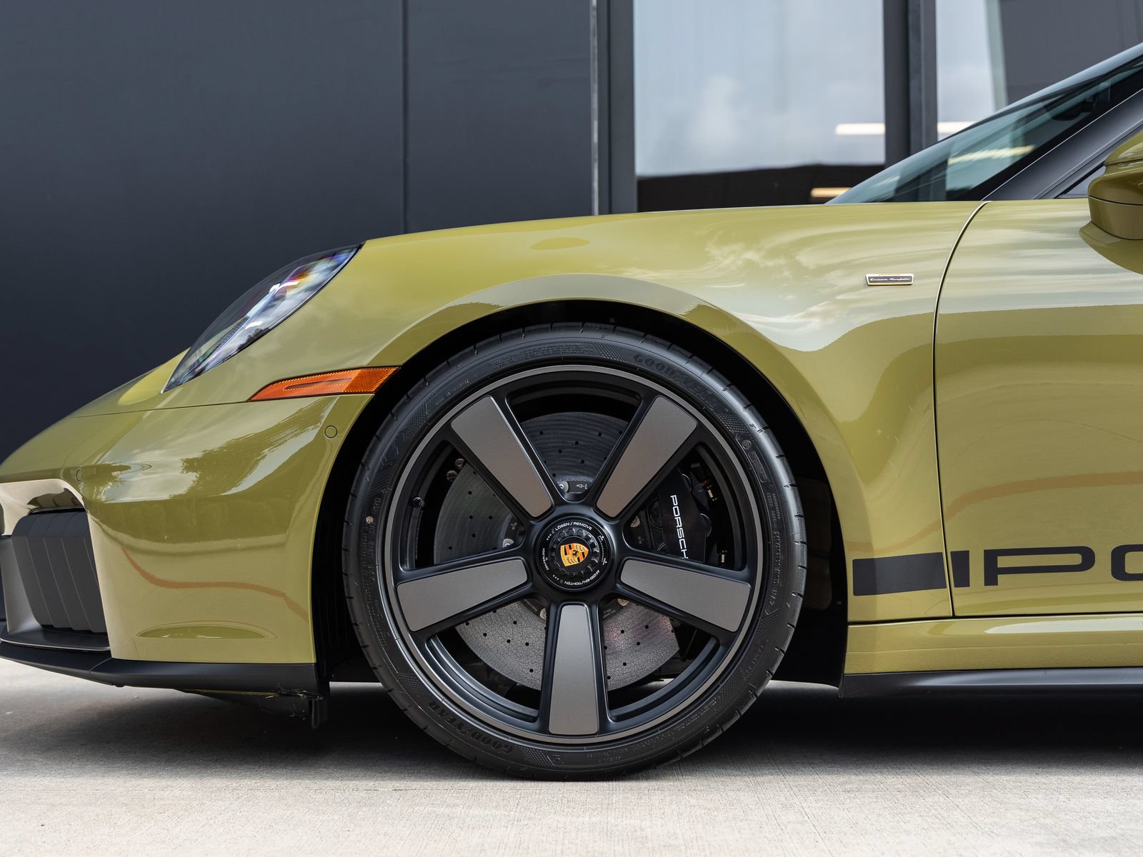 Certified 2026 Porsche 911 GTS RWD image 16