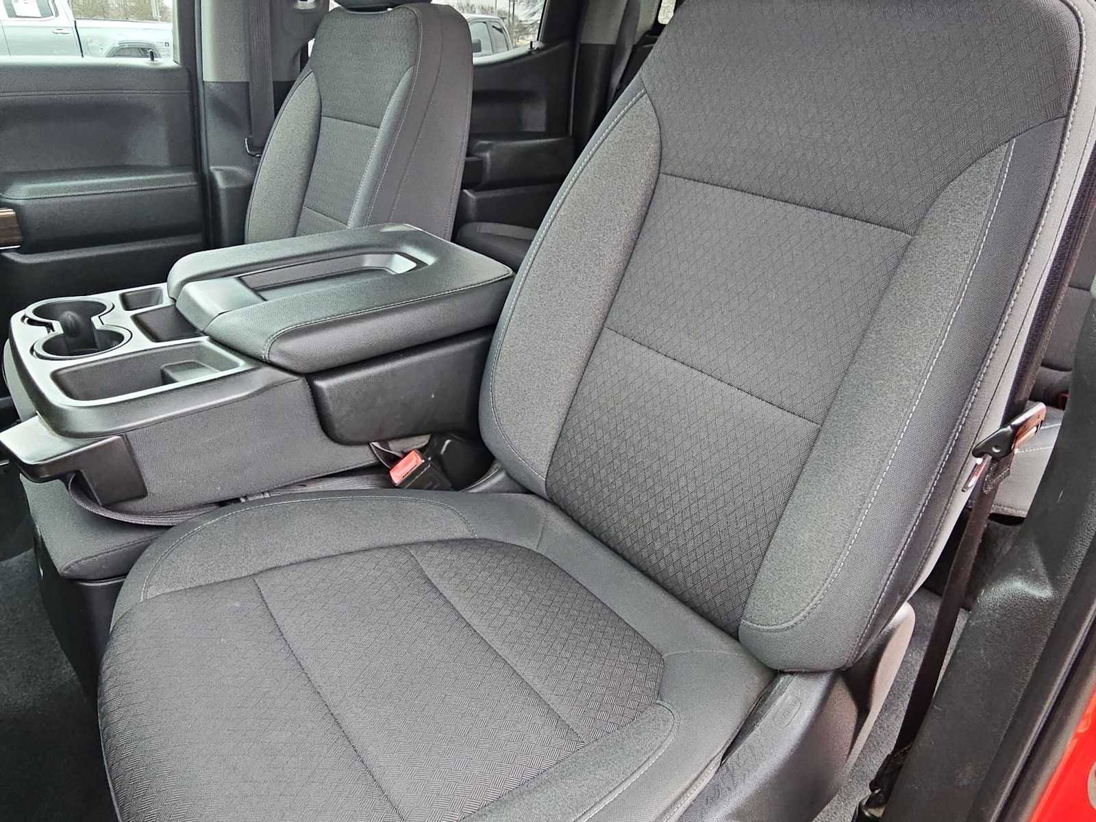 Used 2020 Chevrolet Silverado 1500 LT w/ All-Star Edition image 17