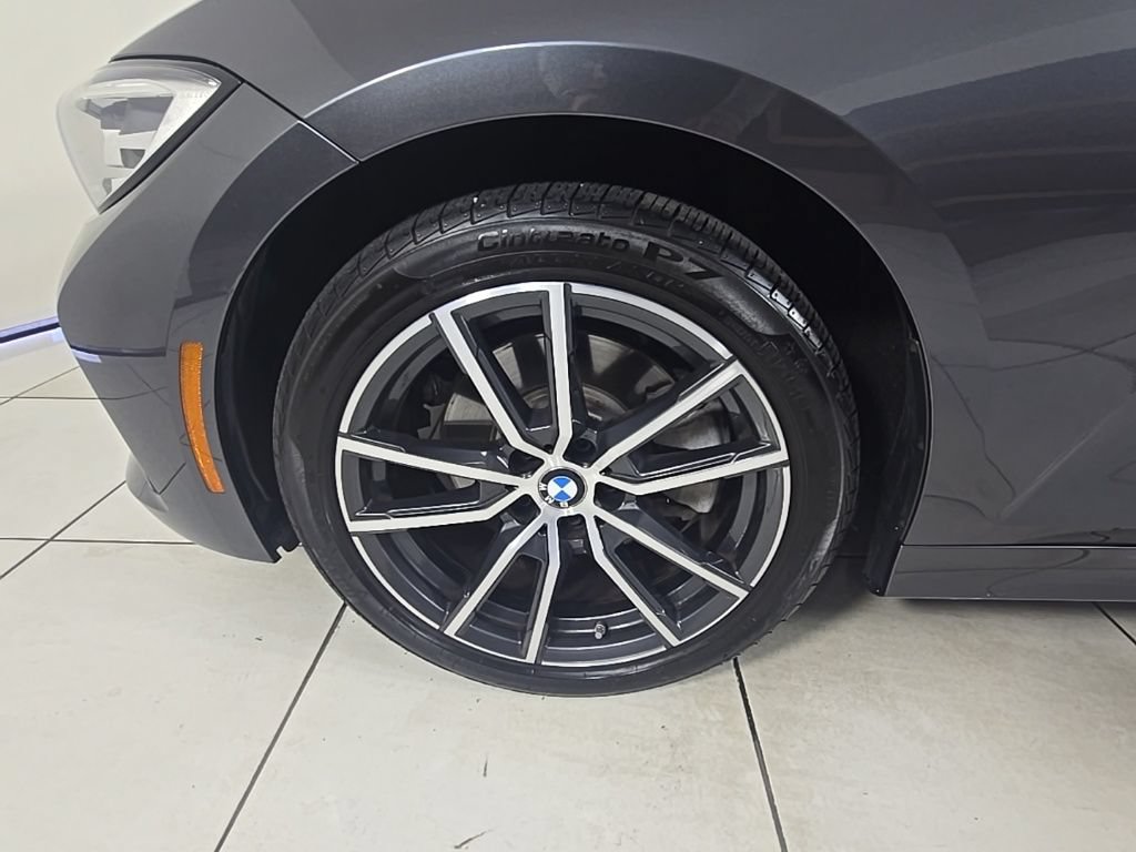 Used 2020 BMW 330i xDrive Sedan w/ Driving Assistance Package AWD/4WD image 12