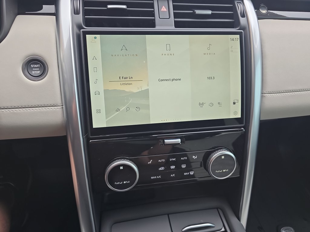 New 2026 Land Rover Discovery S AWD/4WD image 15