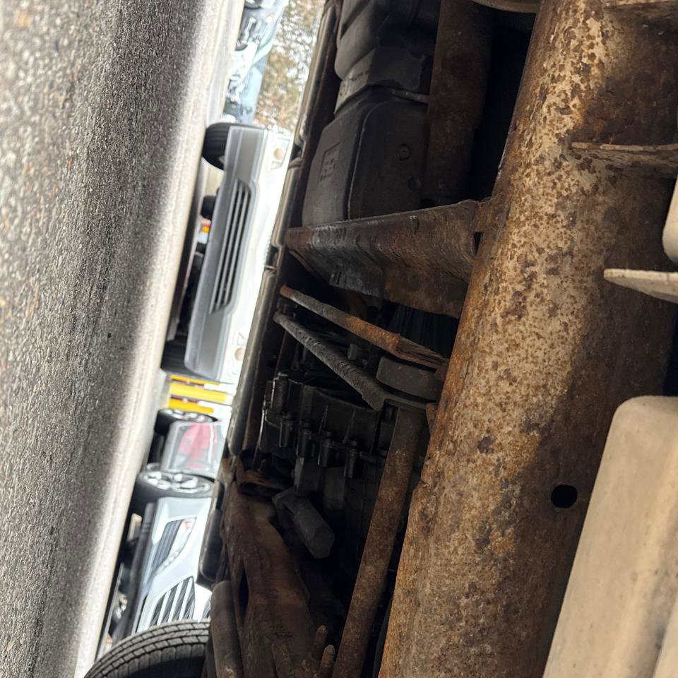 Used 2005 GMC Yukon SLT w/ SLT Preferred Equipment Group AWD/4WD image 25