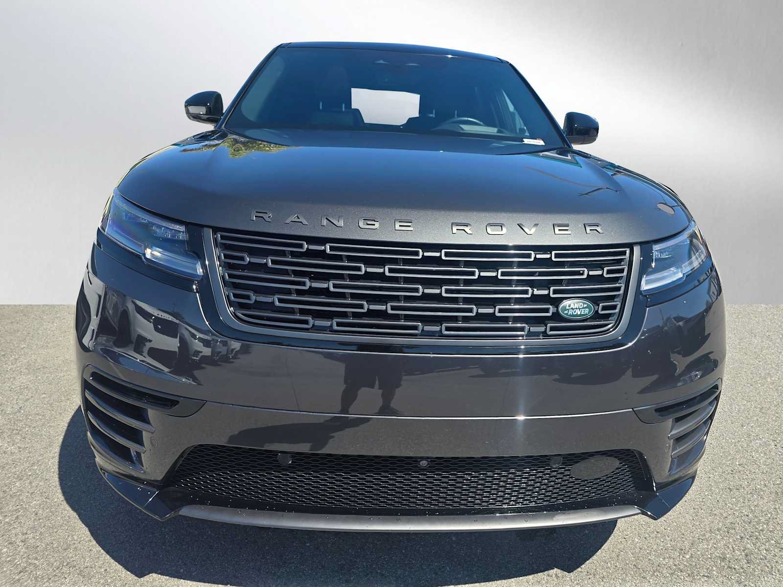 Used 2026 Land Rover Range Rover Velar Dynamic SE AWD/4WD image 8