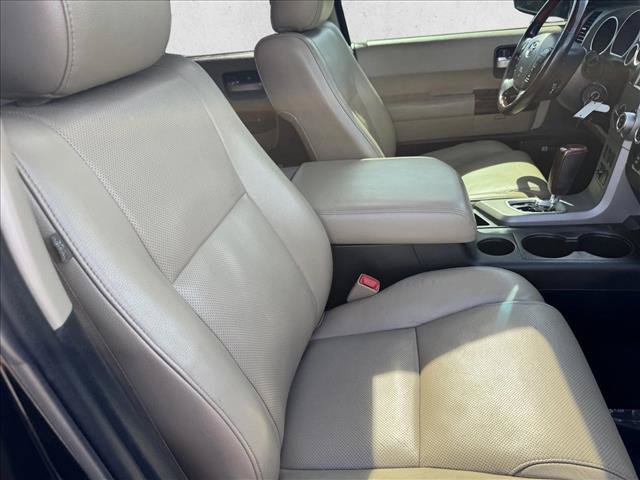 Used 2013 Toyota Sequoia Platinum AWD/4WD image 21