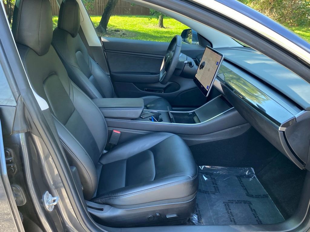 Used 2019 Tesla Model 3 Long Range image 37