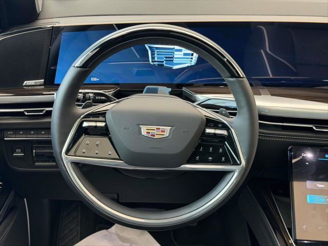 Used 2026 Cadillac Escalade Luxury w/ Touring Package AWD/4WD image 17
