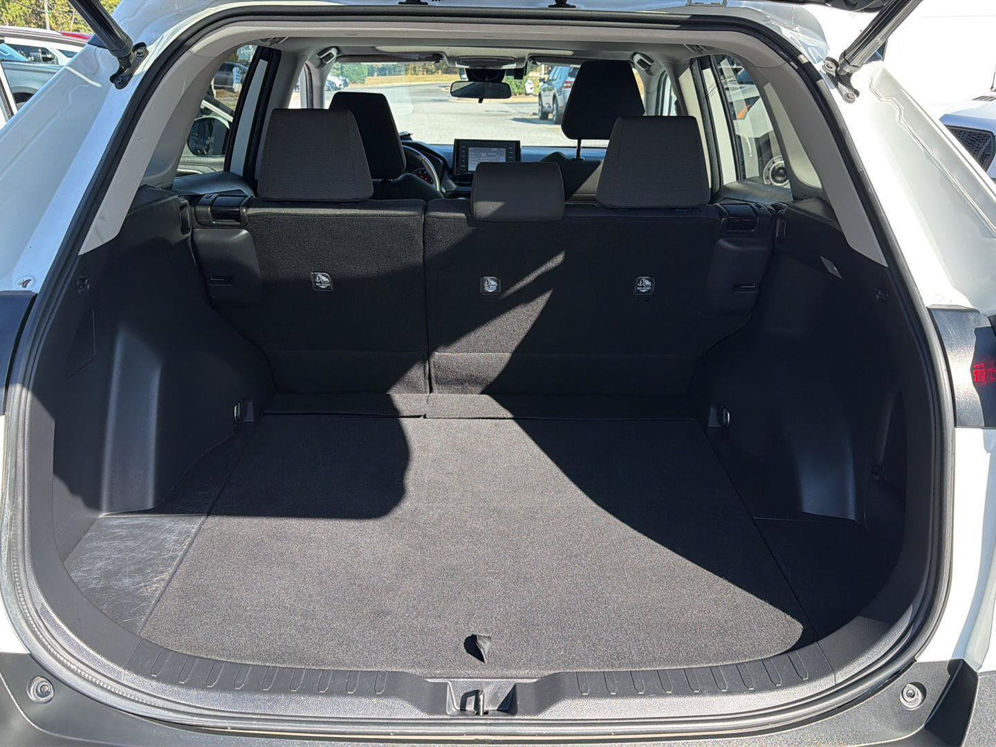 Used 2021 Toyota RAV4 XLE w/ Convenience Package AWD/4WD image 35