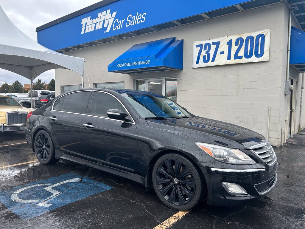 Used 2014 Hyundai Genesis 5.0 R-Spec RWD image 1