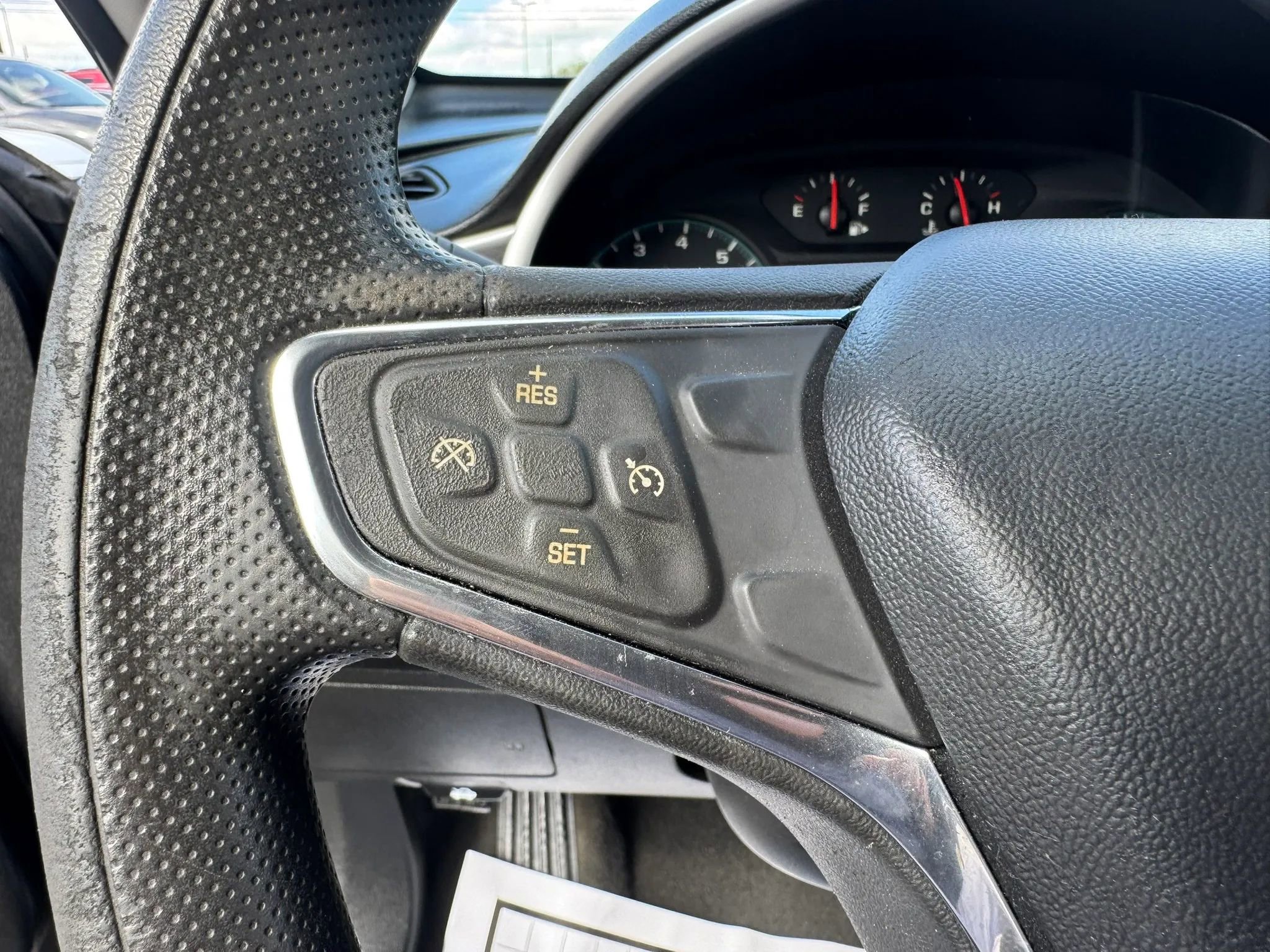 Used 2020 Chevrolet Malibu LS image 45