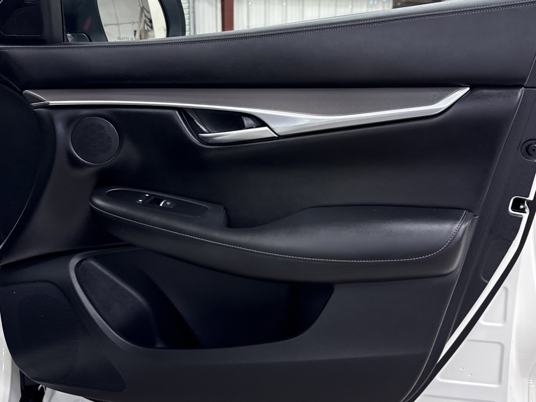 Used 2022 INFINITI QX50 Luxe w/ Appearance Package image 24