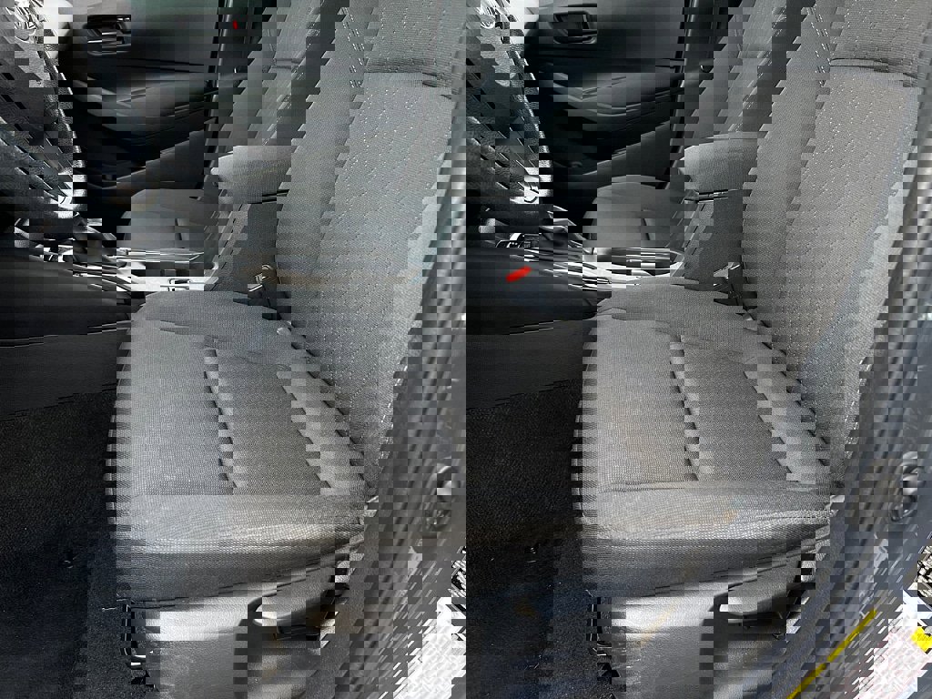 Used 2023 Toyota Corolla LE image 9