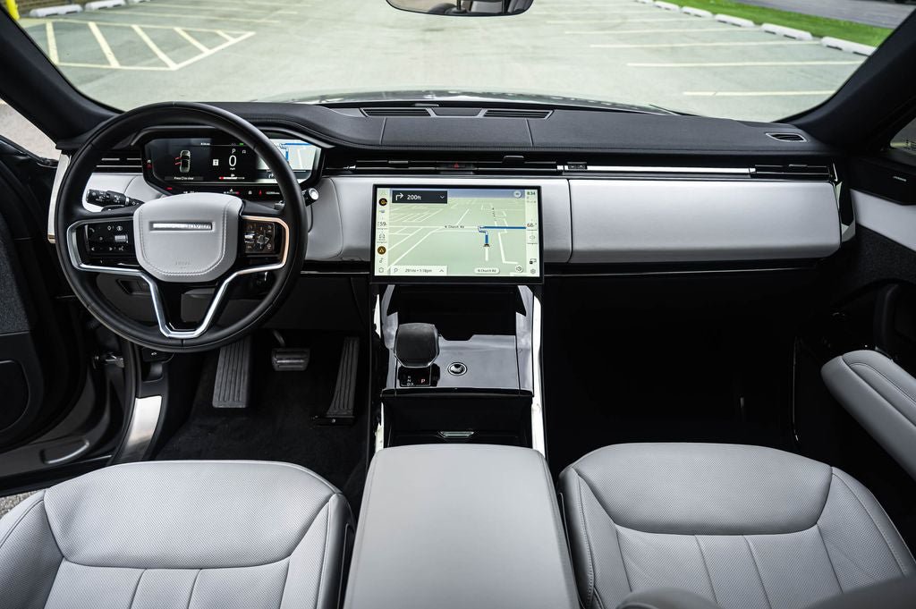 Used 2024 Land Rover Range Rover Sport SE AWD/4WD image 21