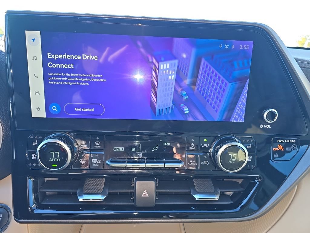 Used 2023 Toyota Highlander Limited image 17