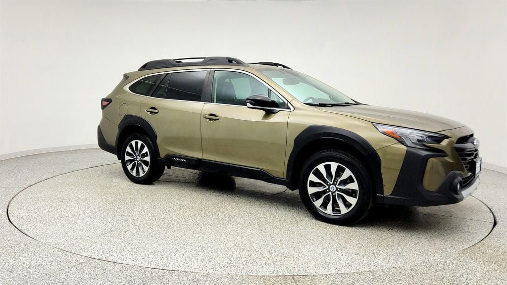 Used 2024 Subaru Outback Limited AWD/4WD image 3