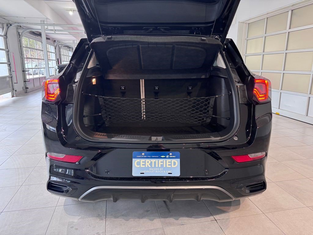 Certified 2025 Buick Encore GX Avenir w/ Avenir Convenience Package image 6