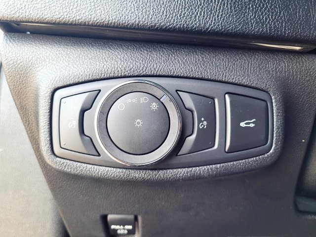 Used 2019 Lincoln MKC Select w/ Select Plus Package FWD image 15